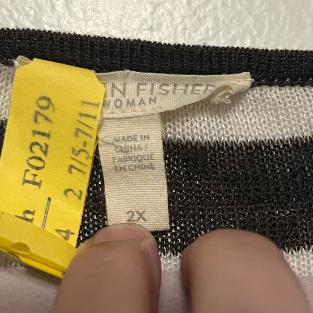 Eileen Fisher Black and White Crew Neck Sweater - Picture 4 of 5